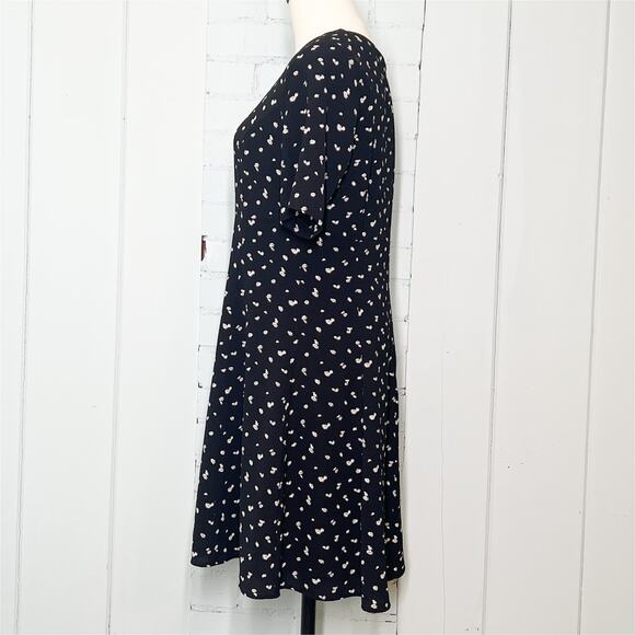 Ann Taylor A-Line Short Sleeve Mini Dress 10 Petite Black White - Picture 6 of 6